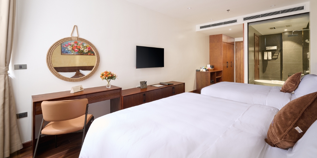 Phòng Executive Premier Lake view Balcony